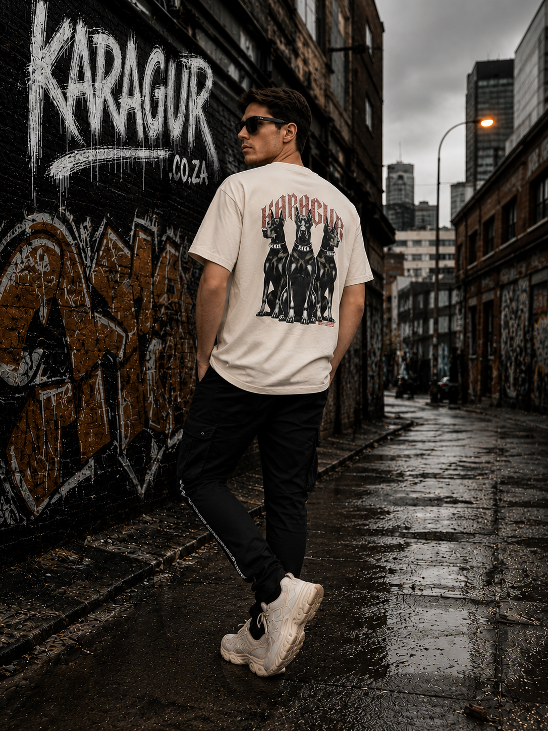 KARAGUR DOBERMANN T-SHIRT