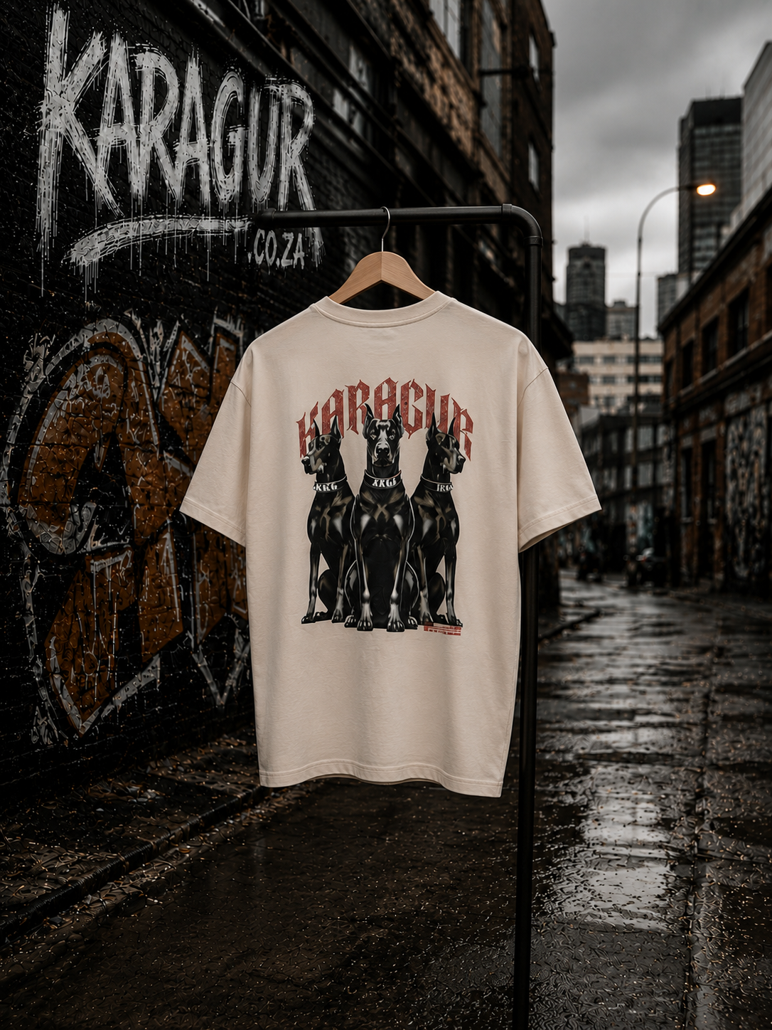 KARAGUR DOBERMANN T-SHIRT